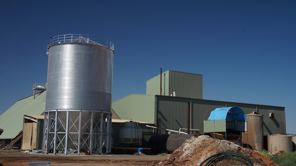 500t飼料廠專用豆粕黃豆倉儲鋼板倉